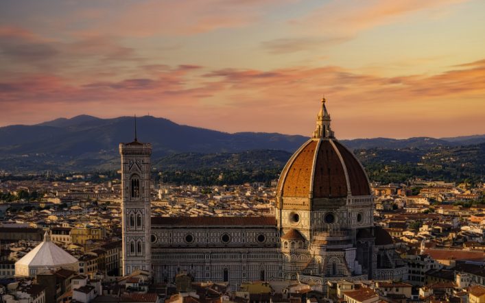 “Viola Tour Guide Florence: il segreto per un tour familiare indimenticabile a Firenze”